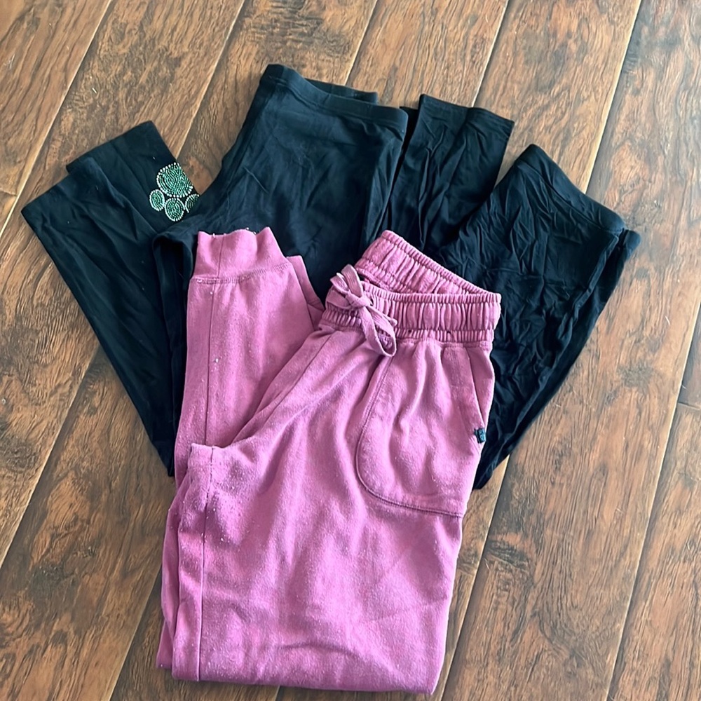 Bundle of 3 pants jogger & leggings